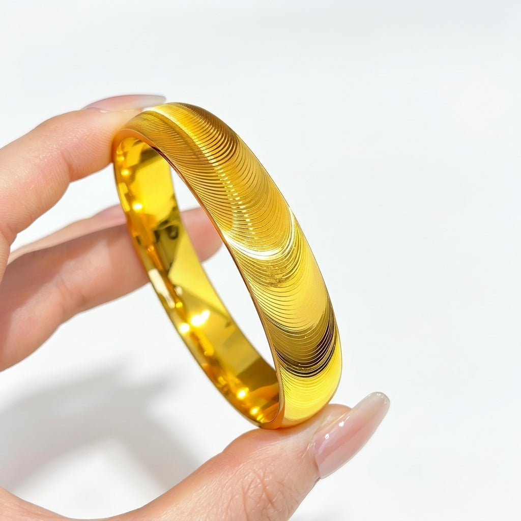 14K Elegant Spiral Bangle