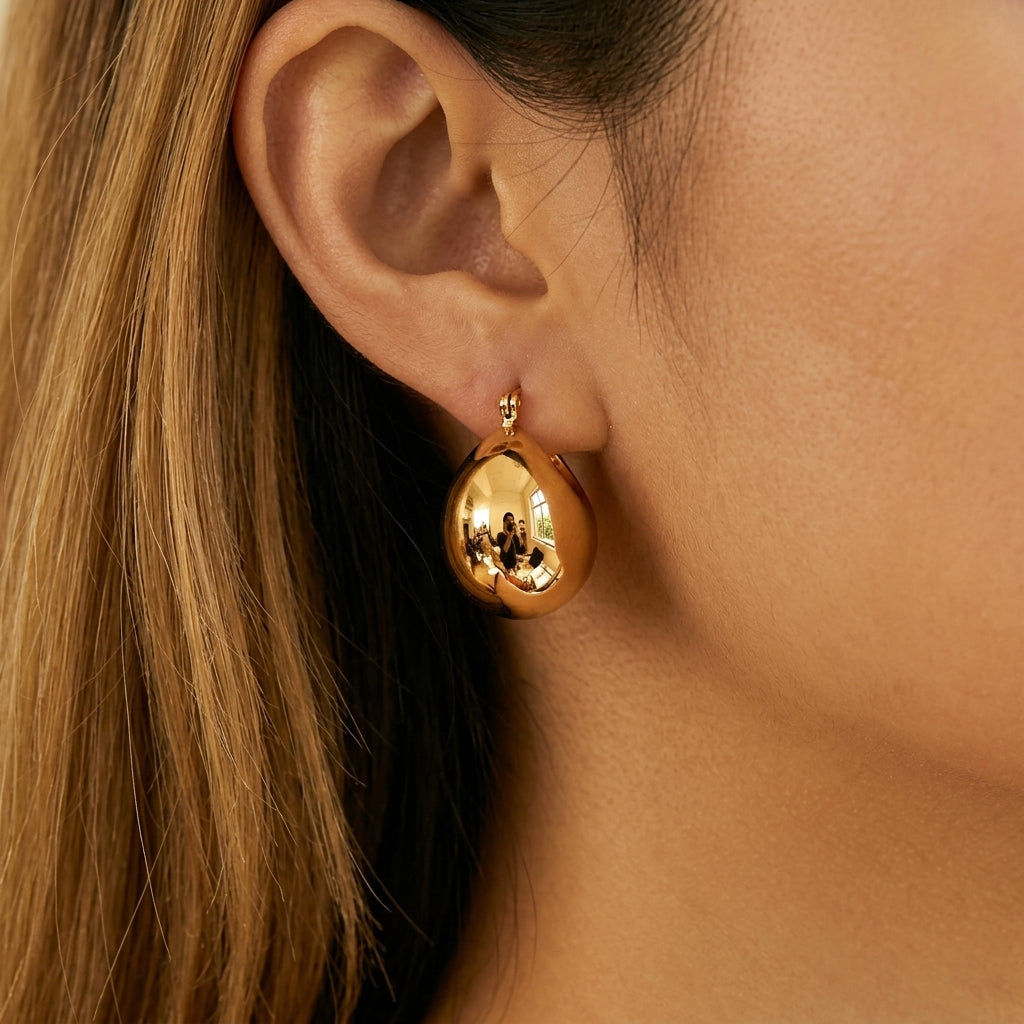 18k Elegant Crescent Hoop Earrings
