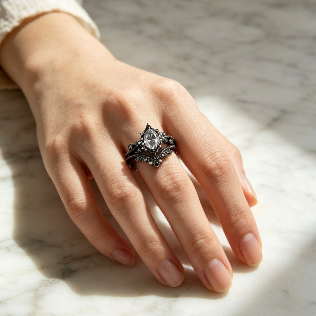 Zircons Gothic Oval Ring Set