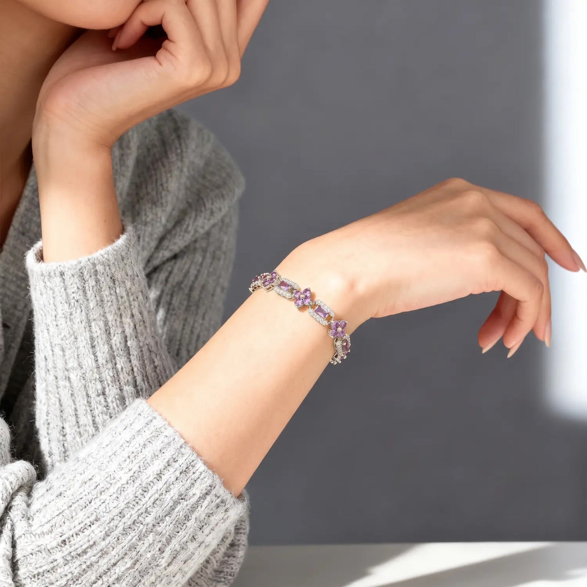 14k Elegant Purple Four-Leaf Clover Bracelet