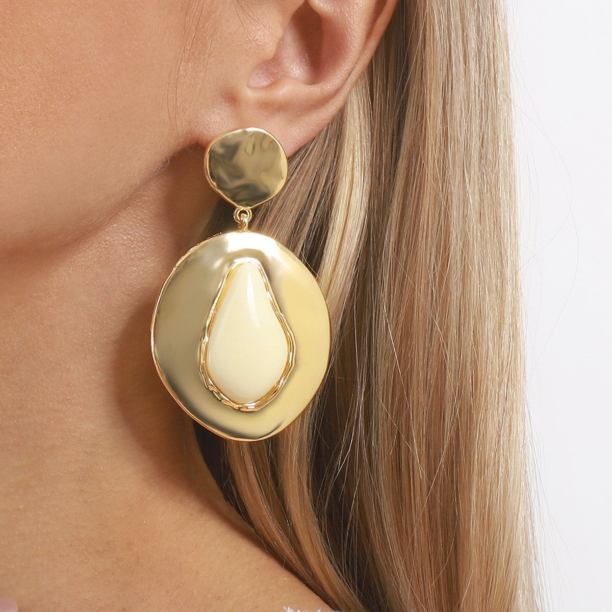 Classy Gold Teardrop Geometric Dangle Earrings