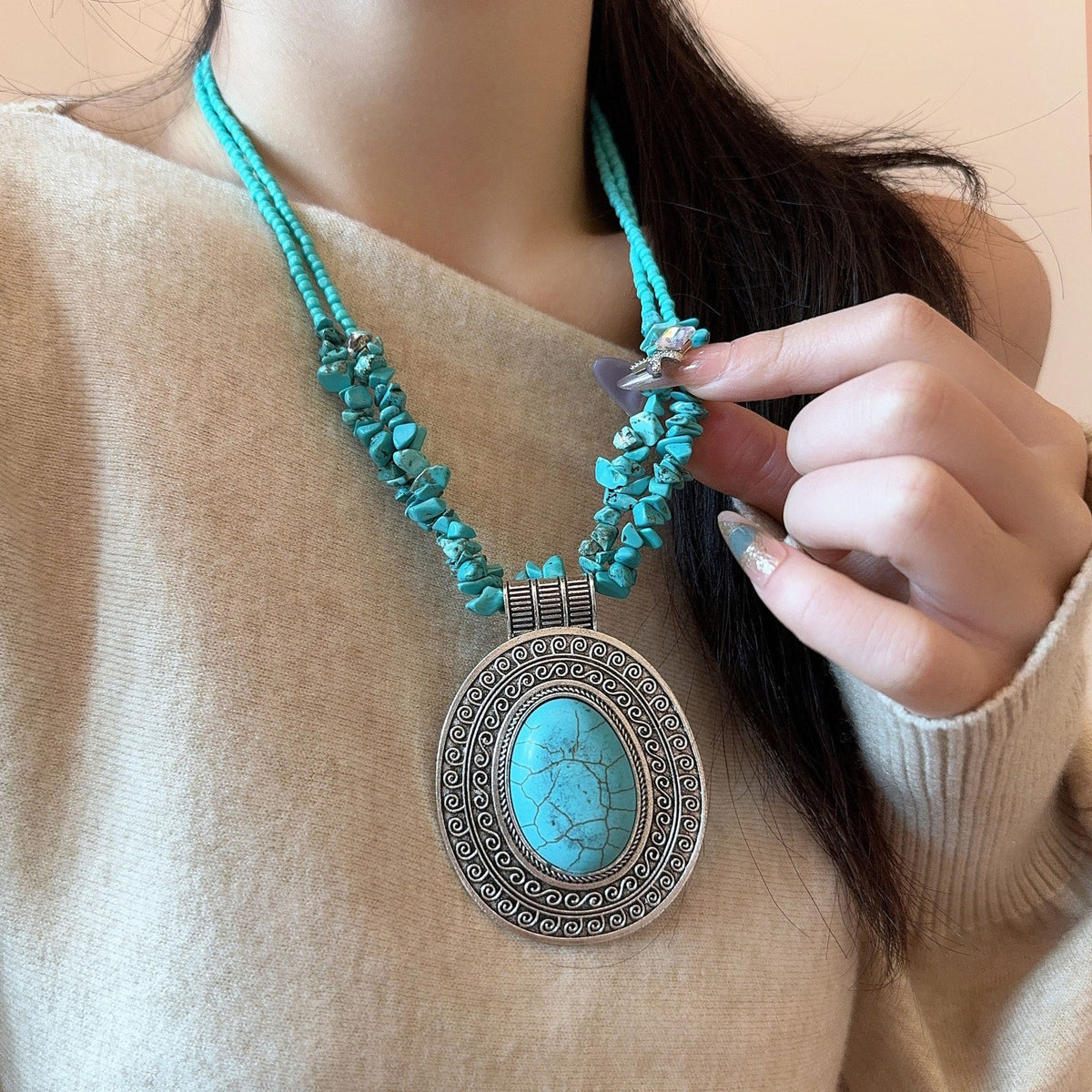 Boho Vintage Turquoise Oval Pendant Necklace