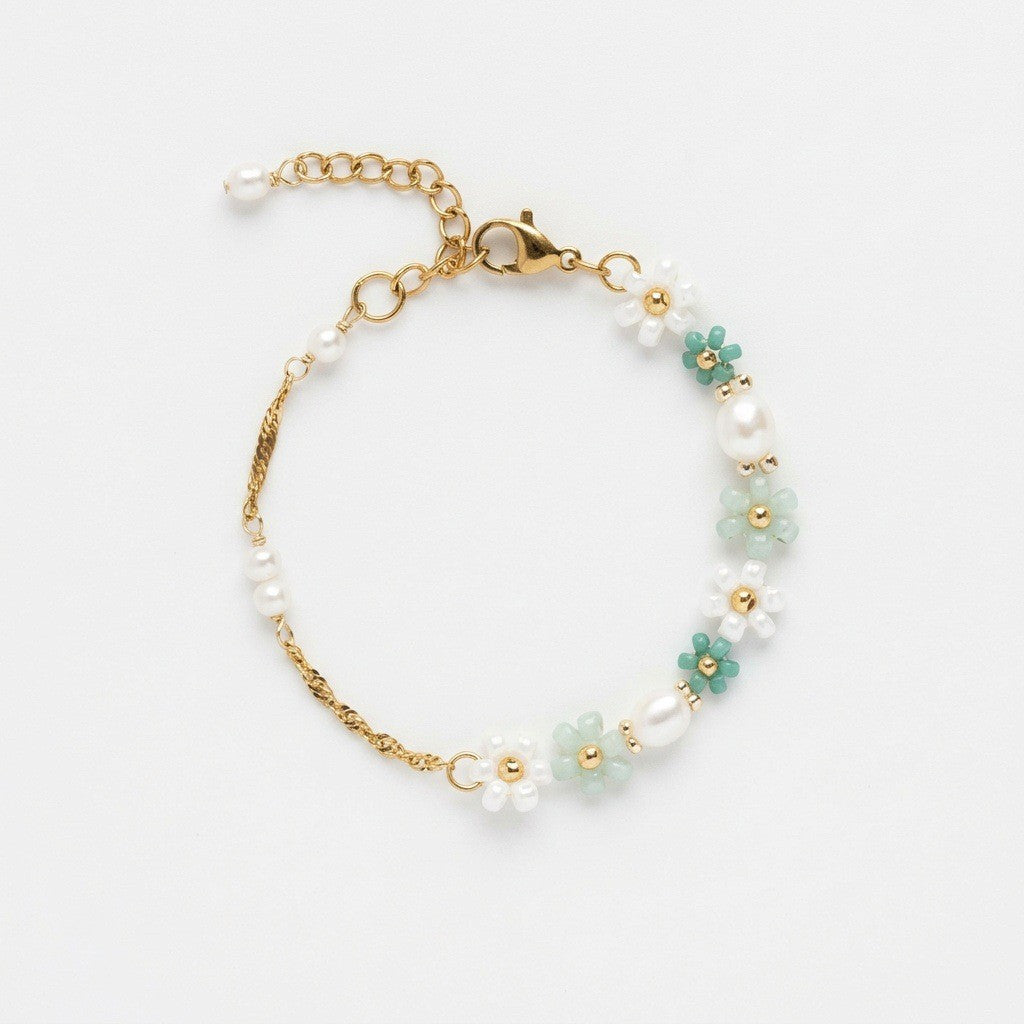Dainty Floral Faux Pearl Bracelet