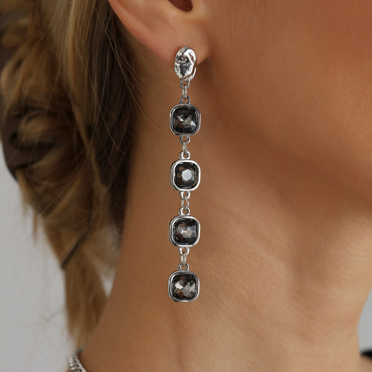Classy Black Square Gem Necklace, Bracelet & Earring Set