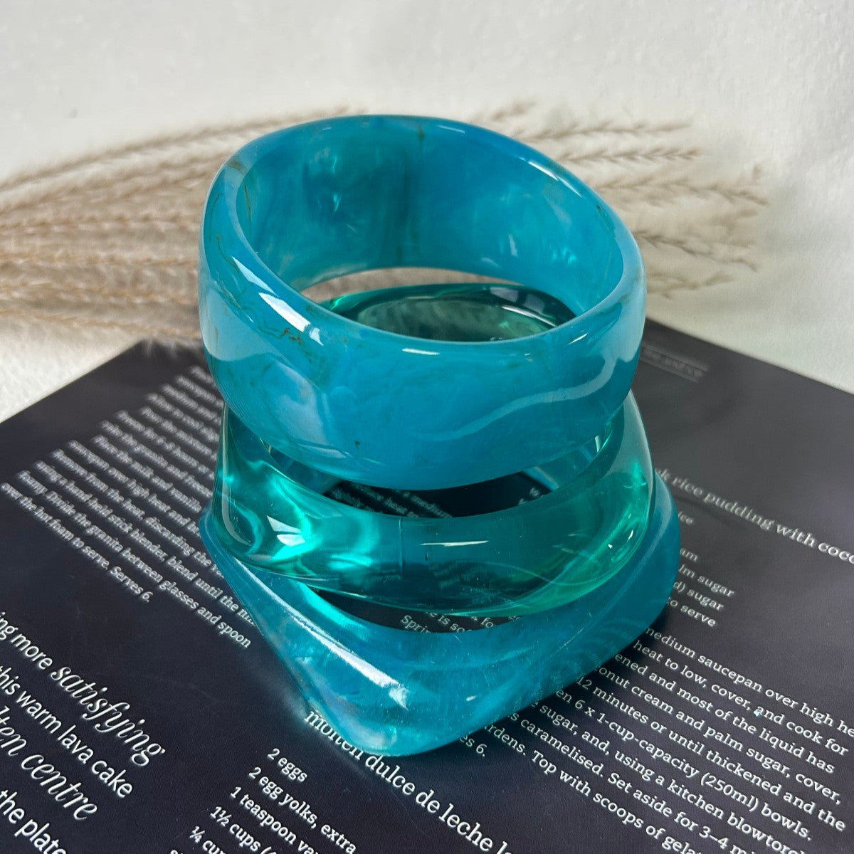 3pc Romantic Pink Resin Bangle Set