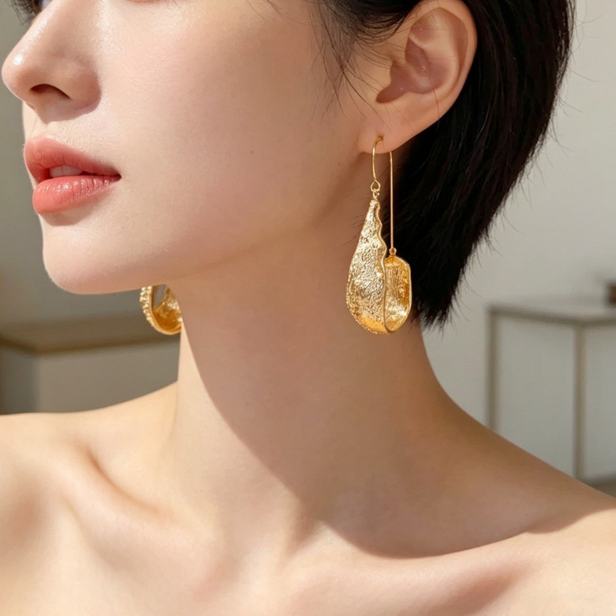 Vintage Inspired Textured Leaf Dangle Earrings