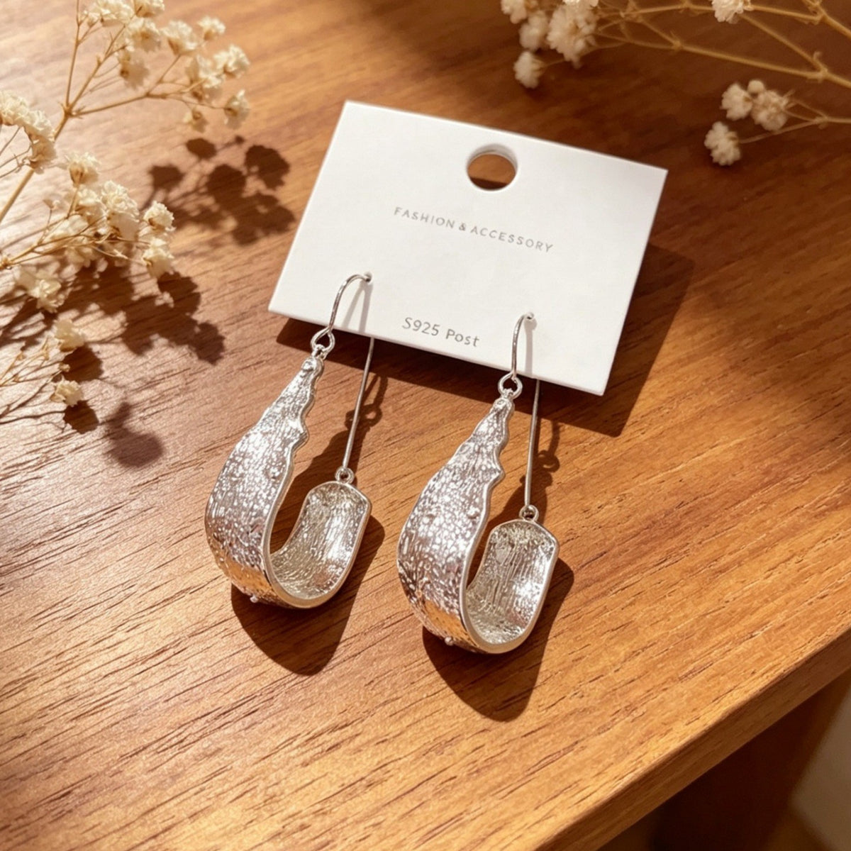 Vintage Inspired Textured Leaf Dangle Earrings
