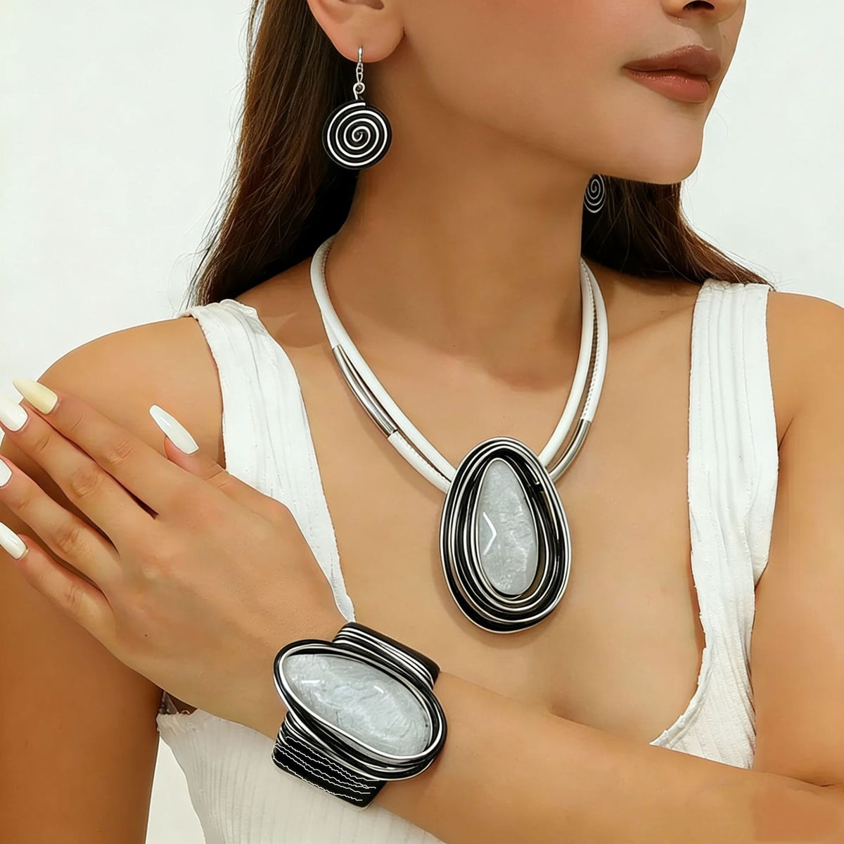 Classy Black Spiral Teardrop Necklace, Bracelet & Earring Set