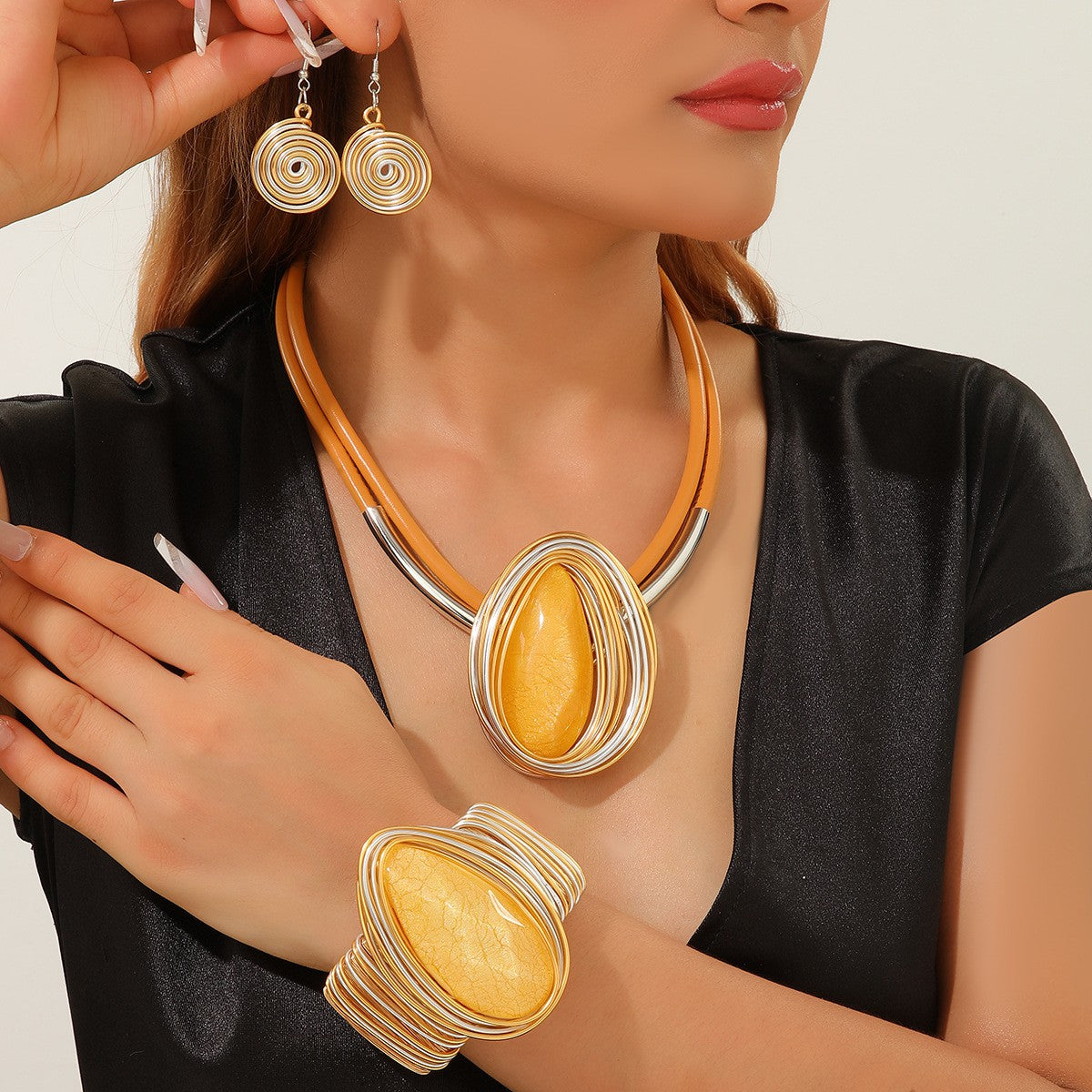 Classy Black Spiral Teardrop Necklace, Bracelet & Earring Set