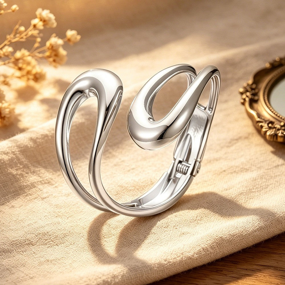 Classy Sculptural Wave Open Bangle