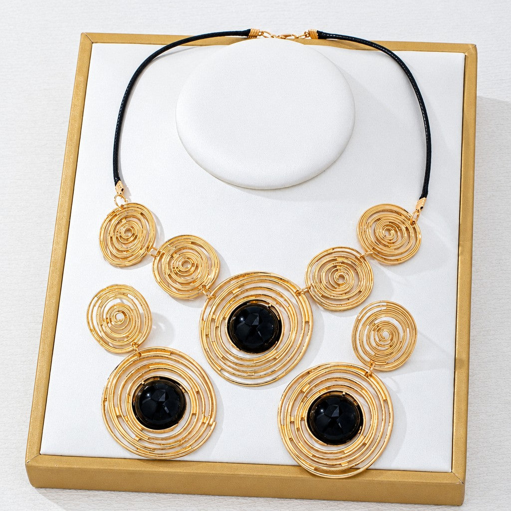 Classy Vintage Spiral Circle Necklace & Earring Set