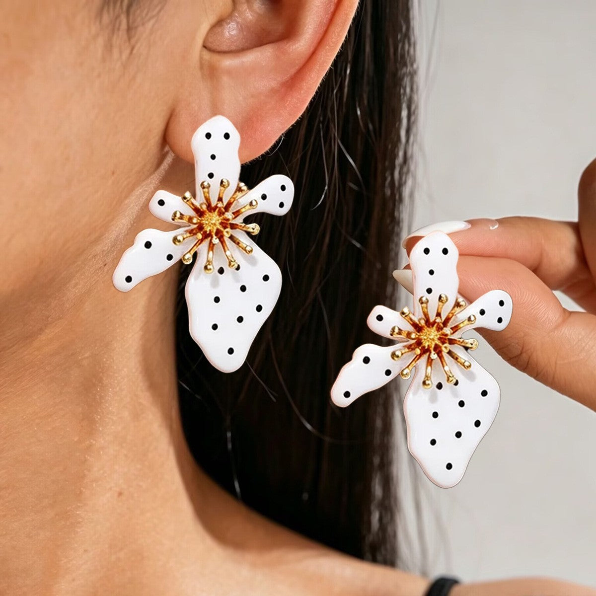 Classy Black Polka Dot Flower Earrings