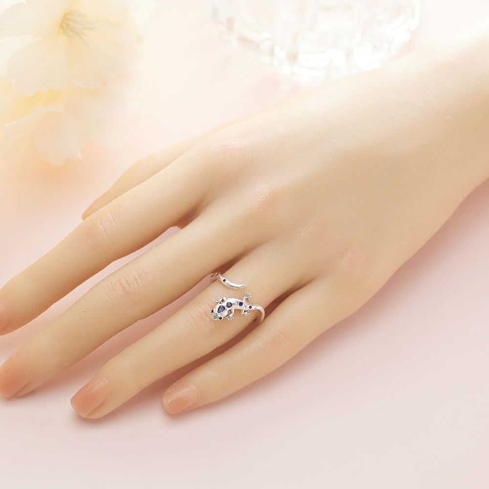Adjustable Dainty Lizard Ring