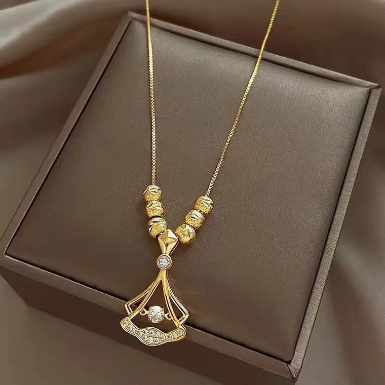 Classy Textured Bead Ginkgo Leaf Necklace