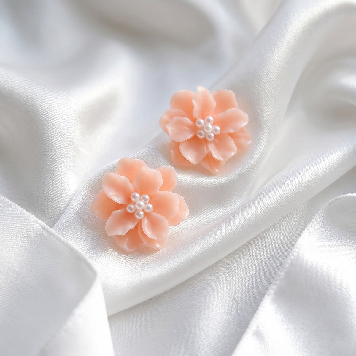 Classy Black Resin Flower Stud Earrings