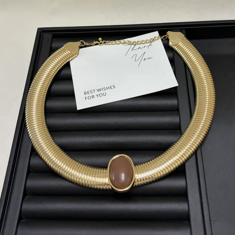 Classy Wide Snake Chain Oval Gem Collar Necklace