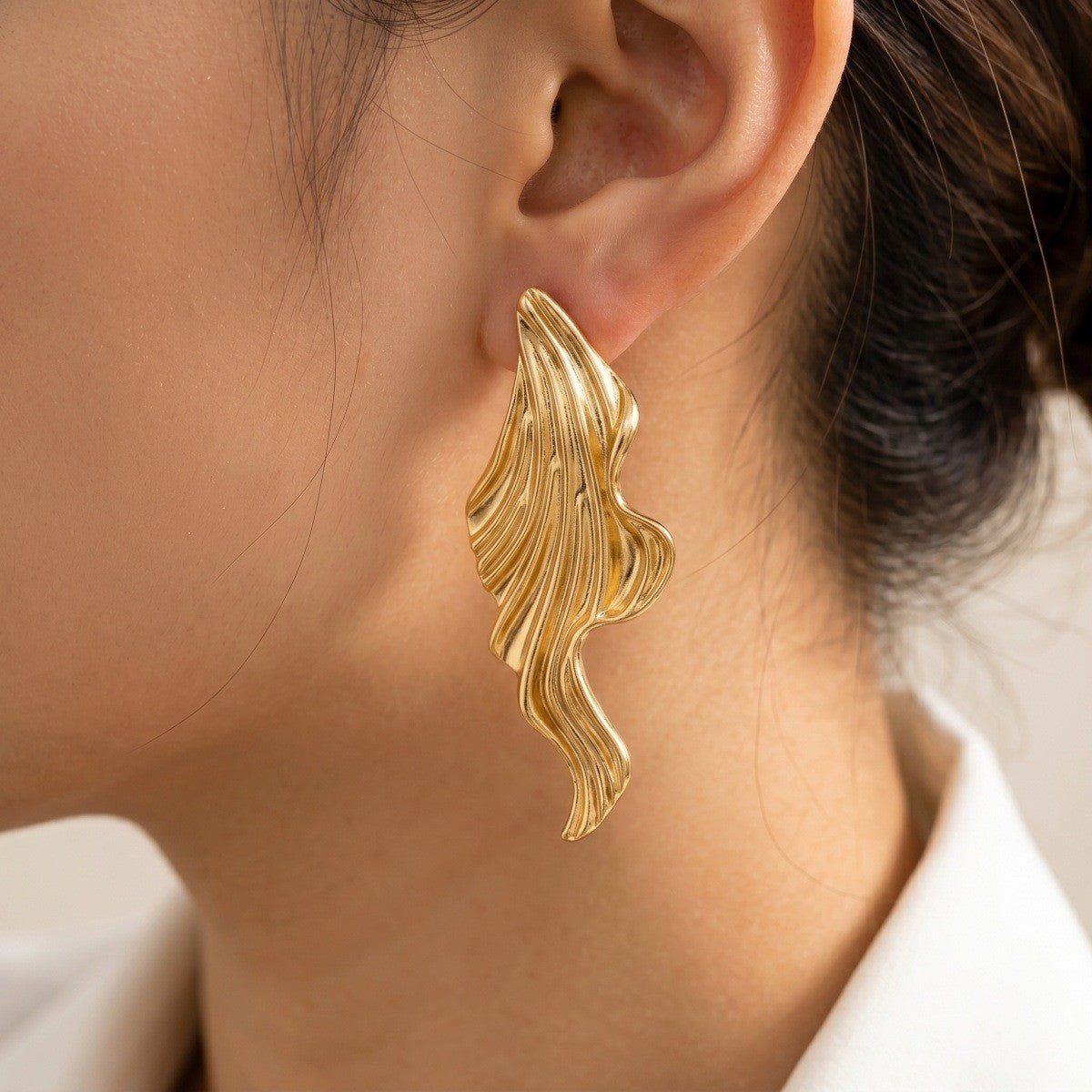 Classy Textured Wave Statement Earrings