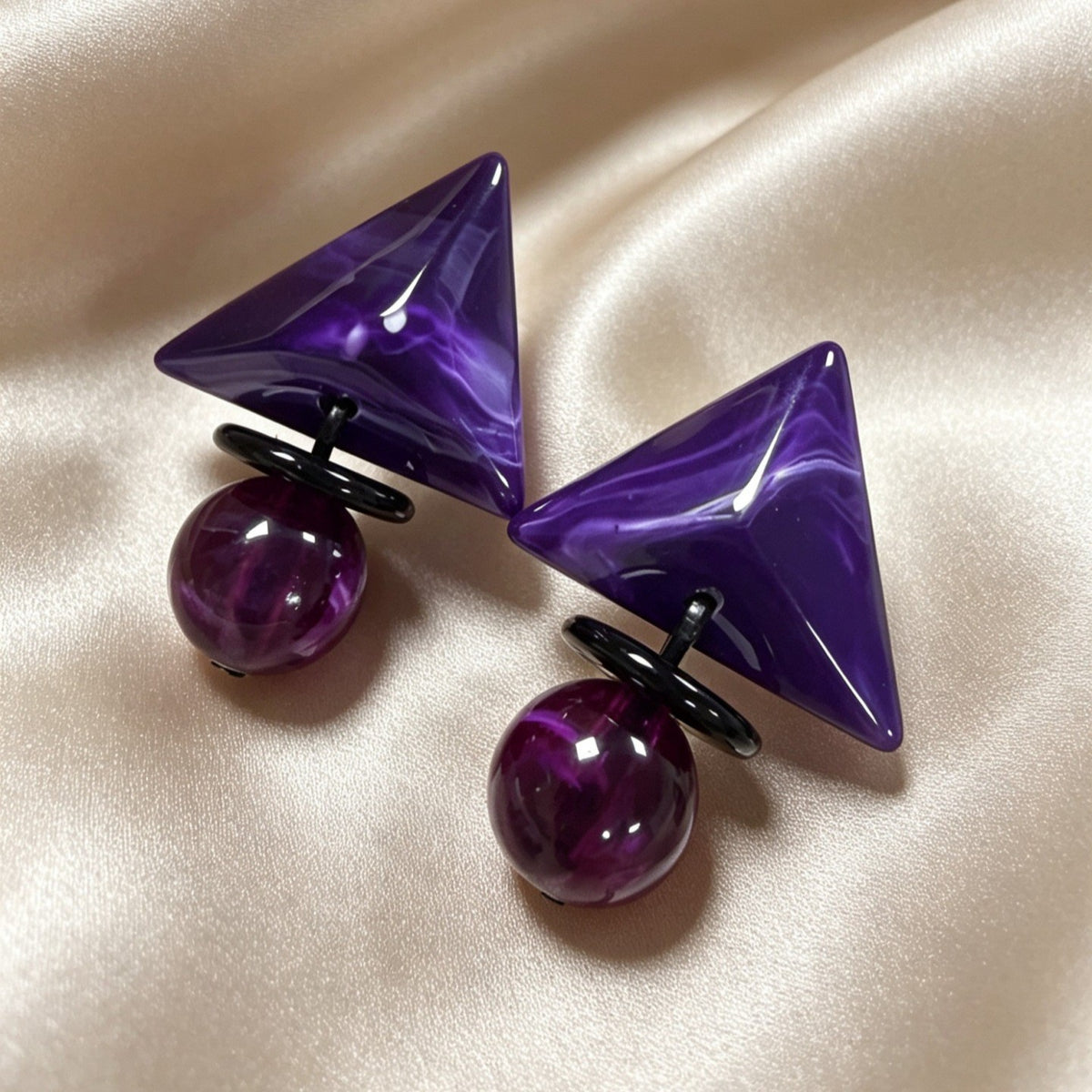 S925 Vintage Purple Pyramid Ball Earrings