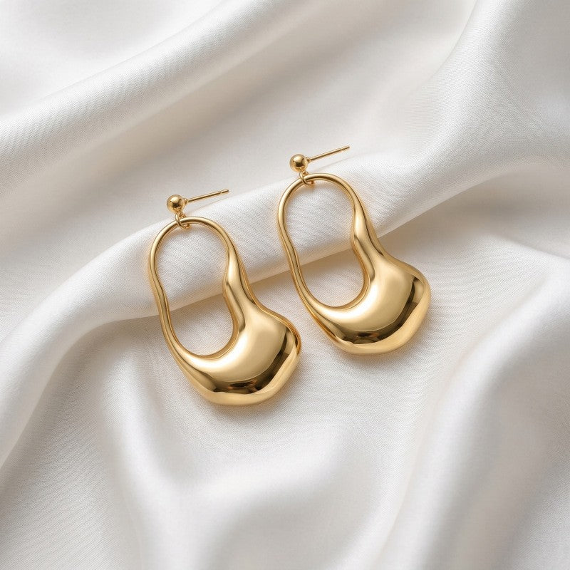 Classy Molten Geometric Dangle Earrings