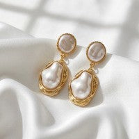 Classy Vintage Baroque Pearl Drop Earrings