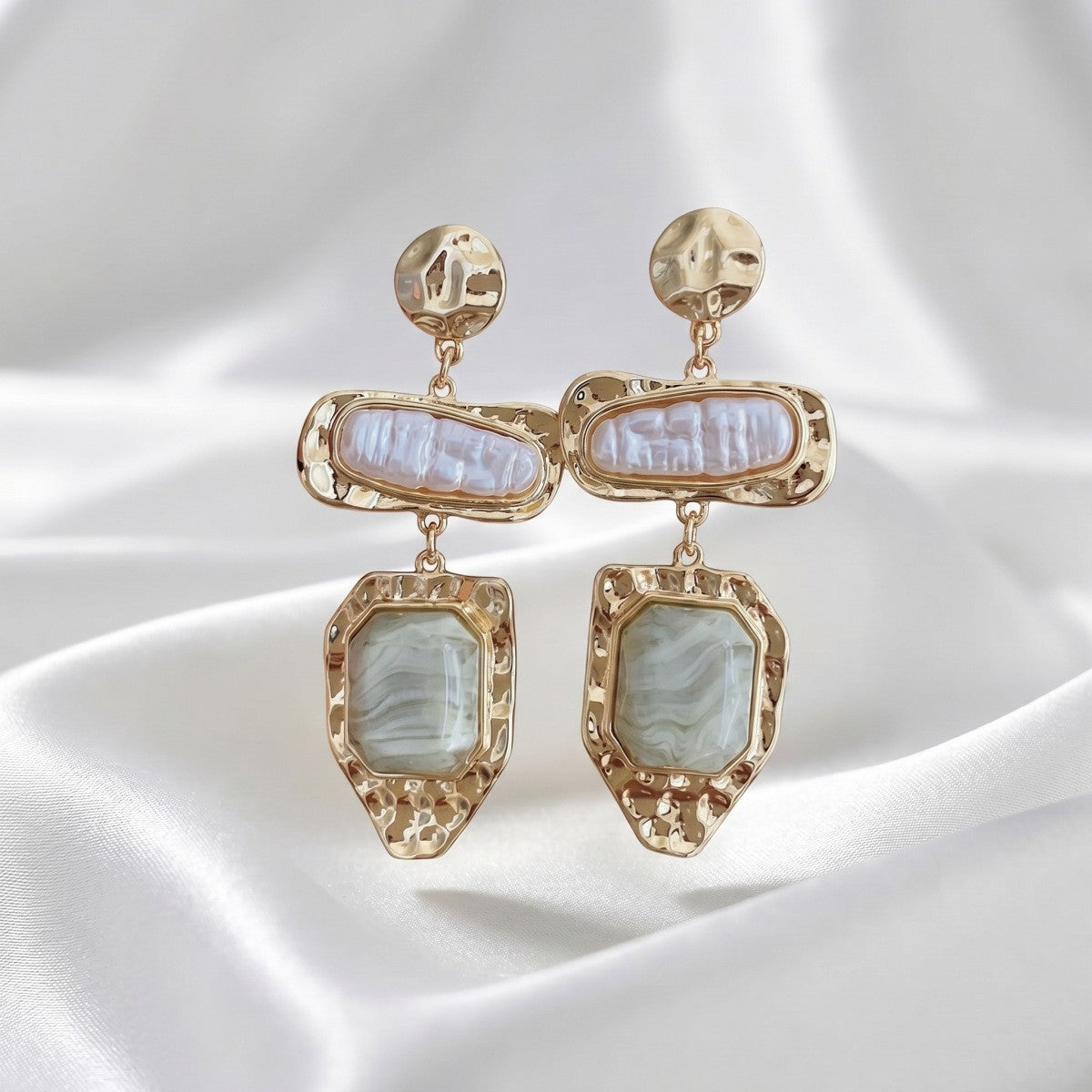 Classy Baroque Geometric Drop Earrings
