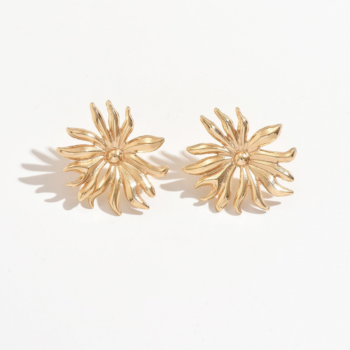 Classy Textured Floral & Geometric Earring Set