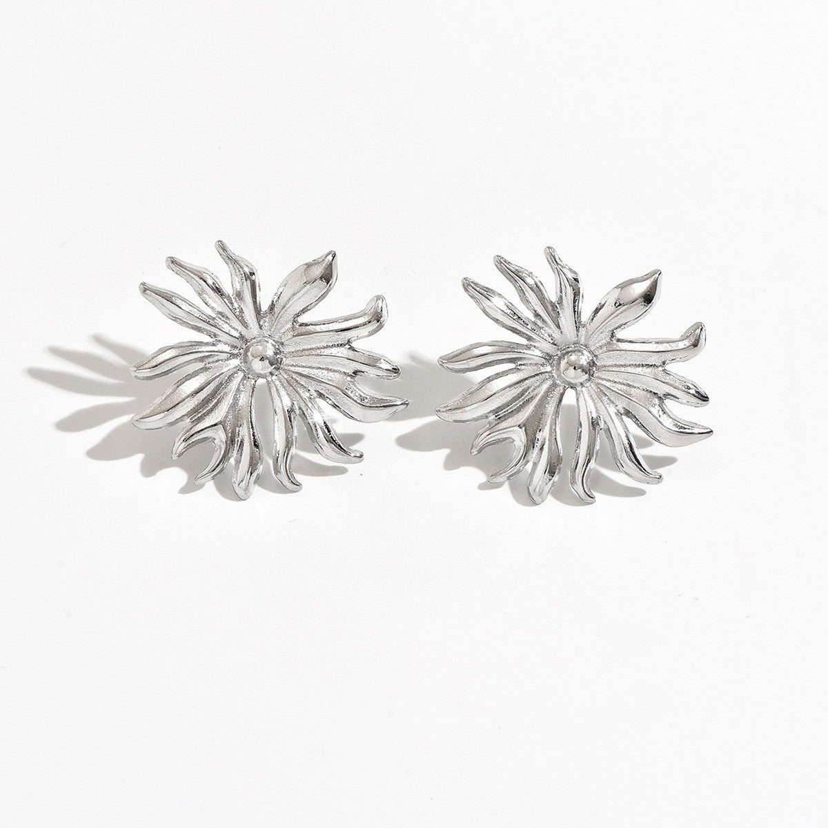 Classy Textured Floral & Geometric Earring Set