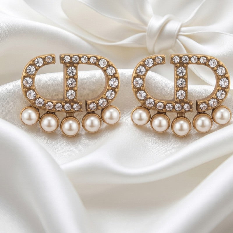 Classy Vintage Initial Pearl Stud Earrings