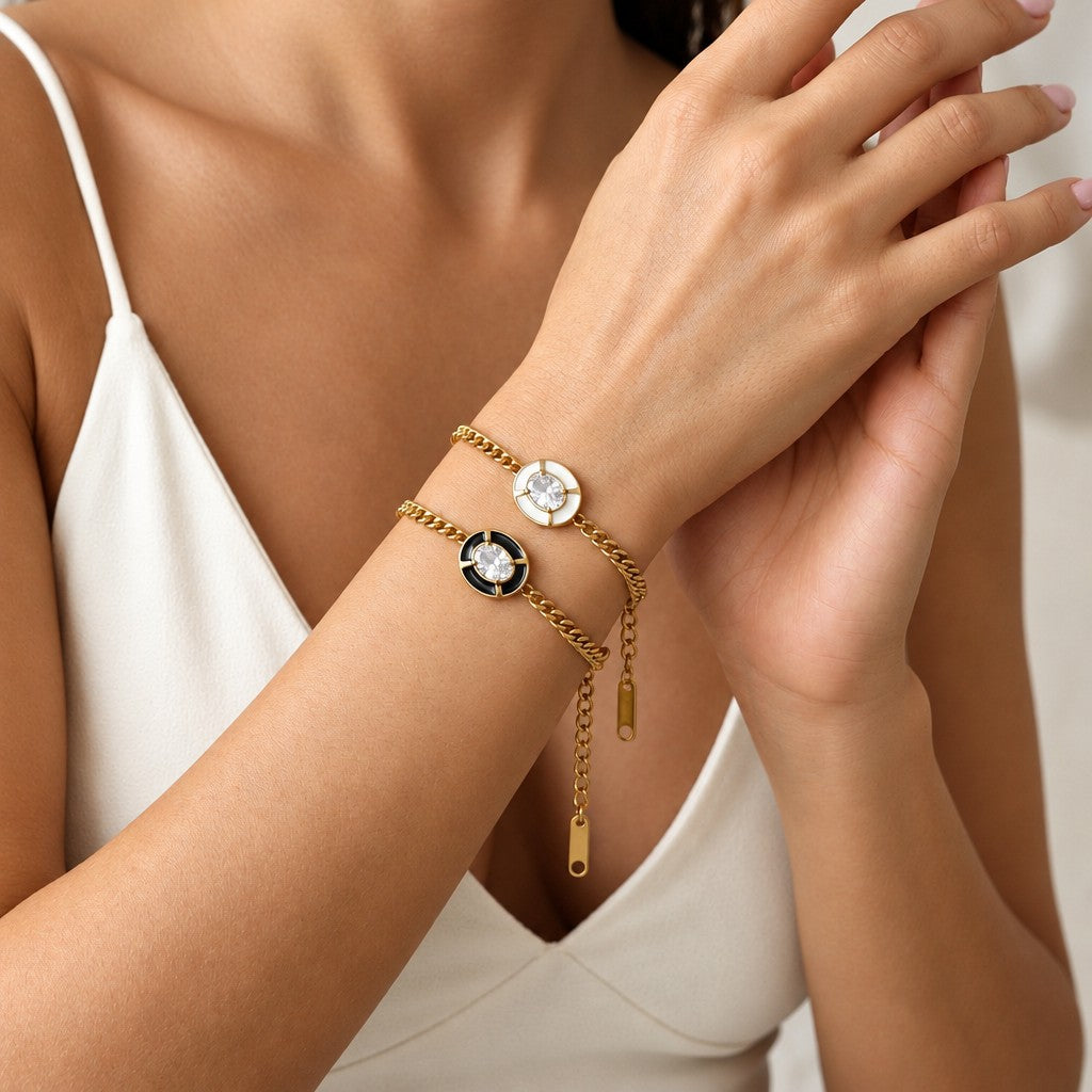 Classy Enamel Oval Chain Bracelet