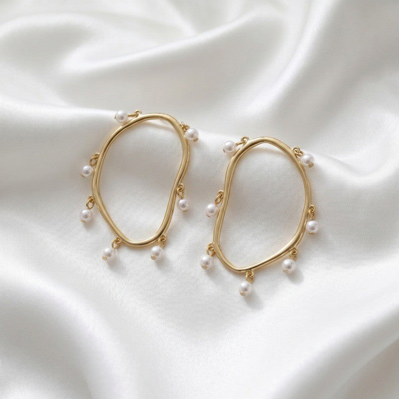 Classy Geometric Oval Faux Pearl Earrings