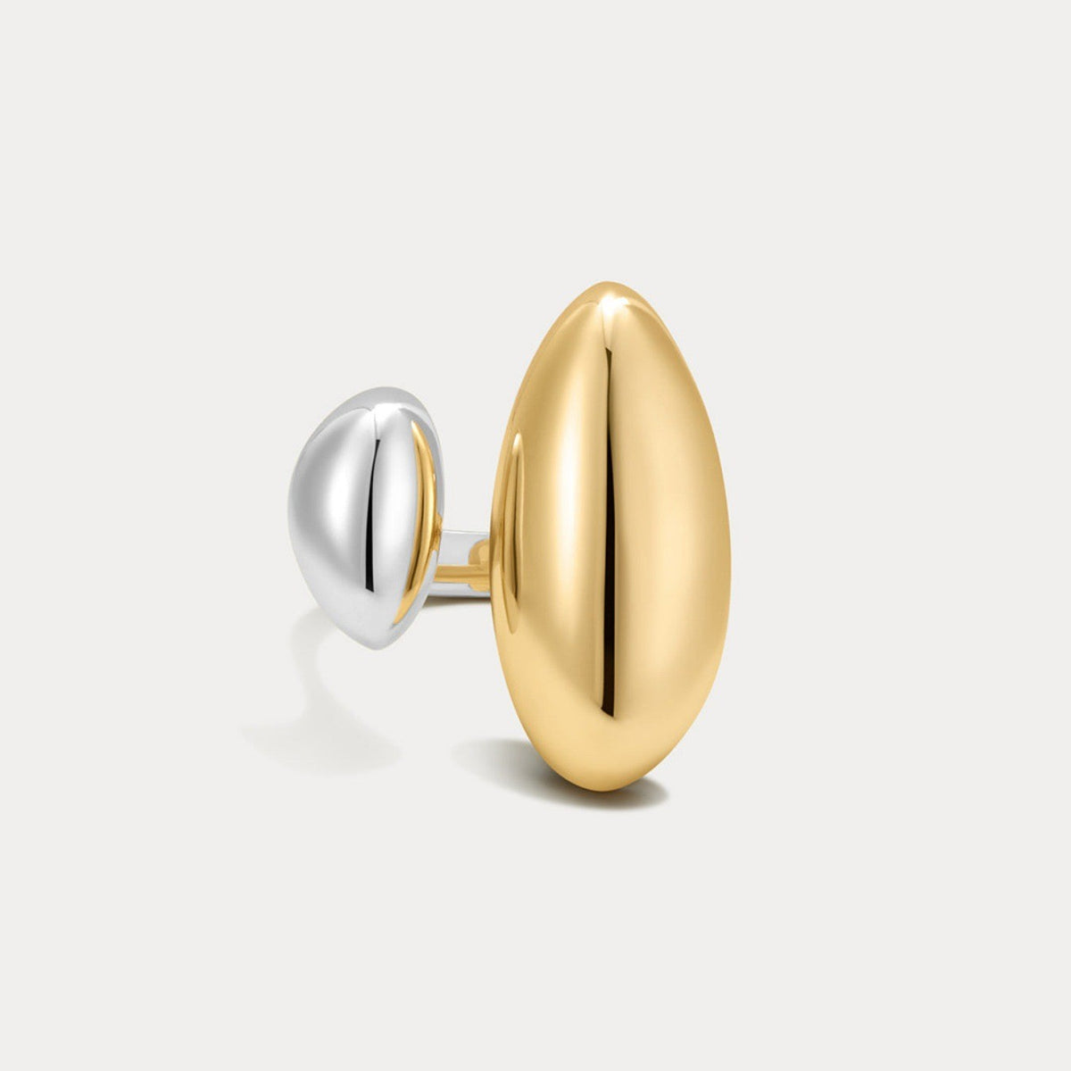 18k Classy Sculptural Wave Ring Set