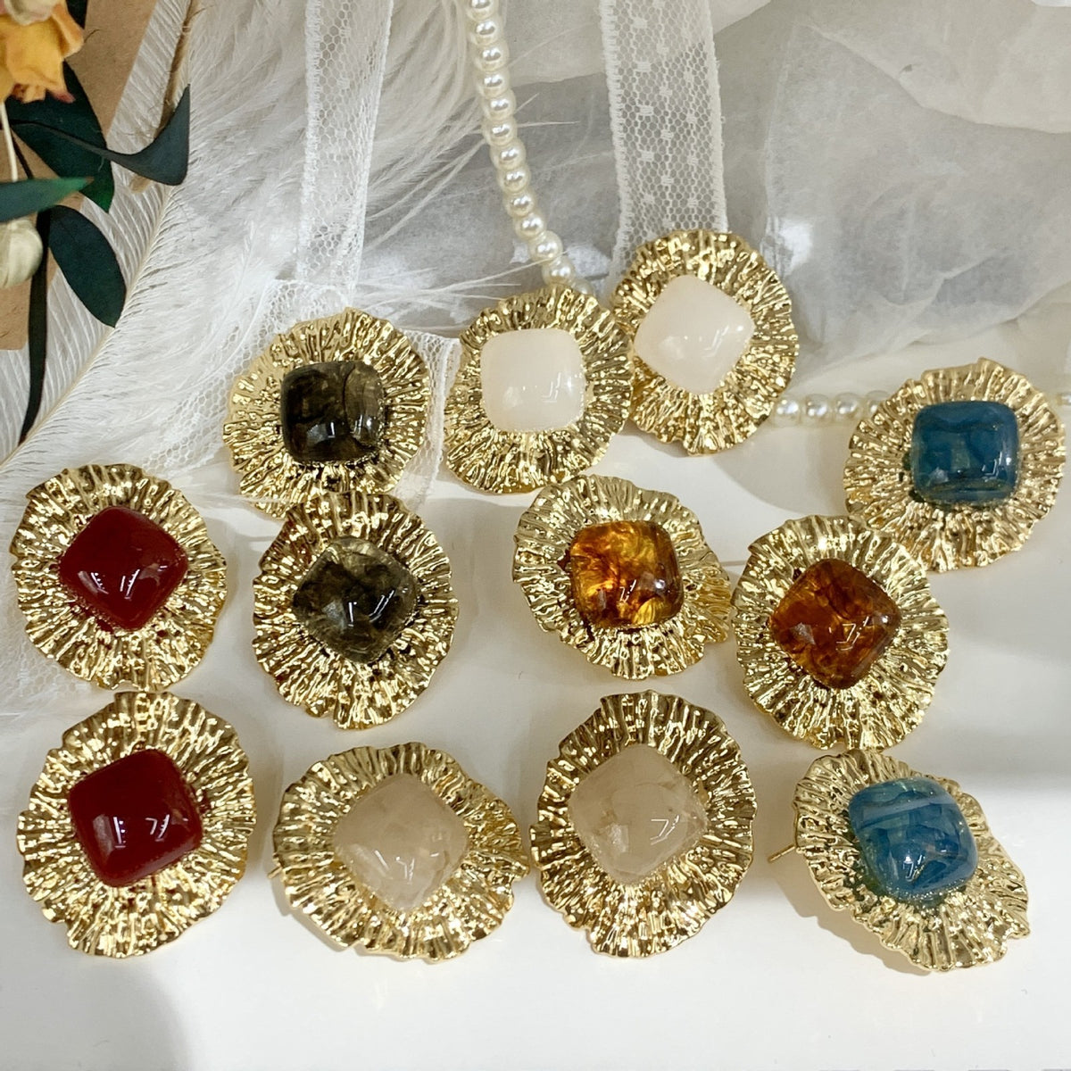 Classy Vintage Geometric Resin Stud Earrings