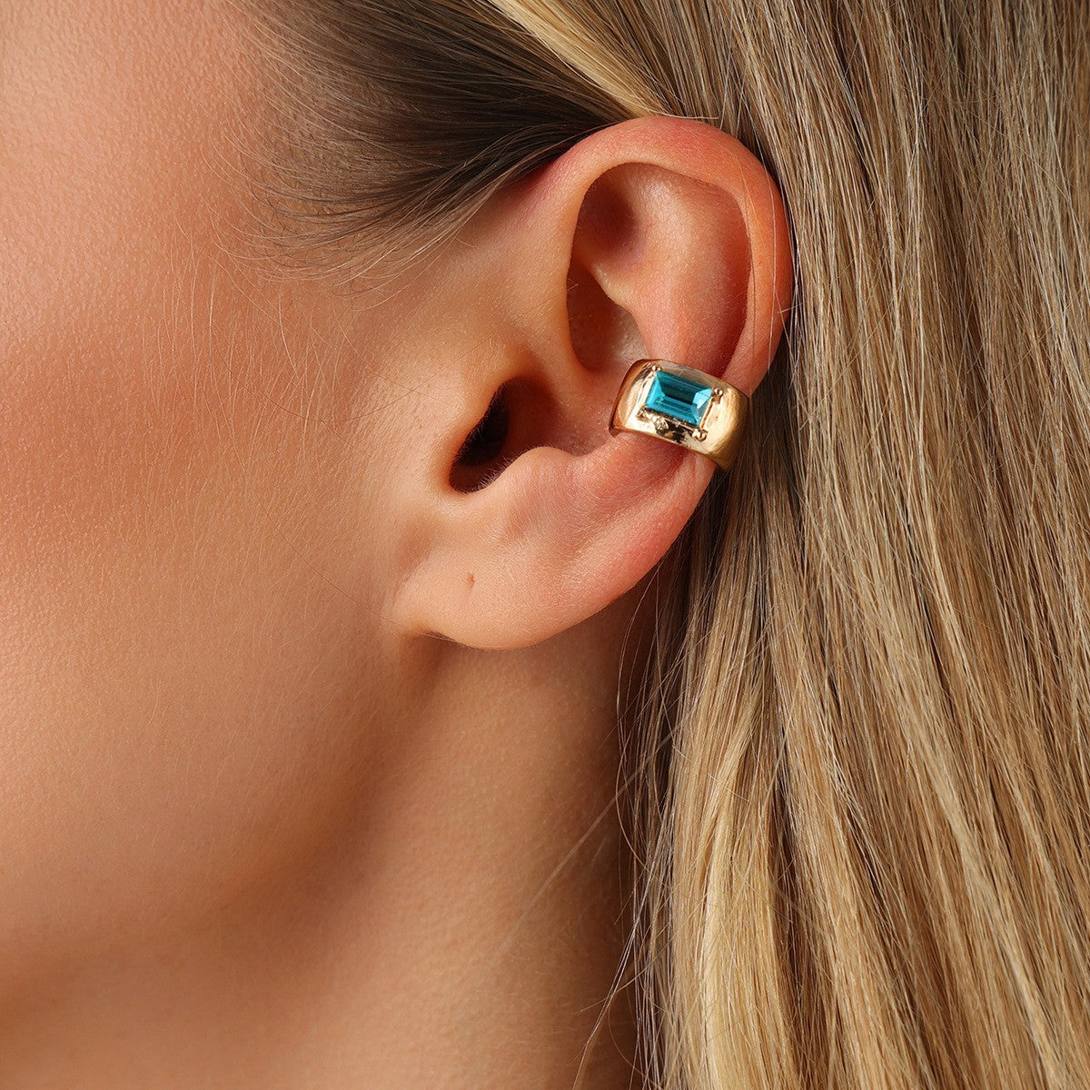 Classy Geometric Square Gem Ear Cuff