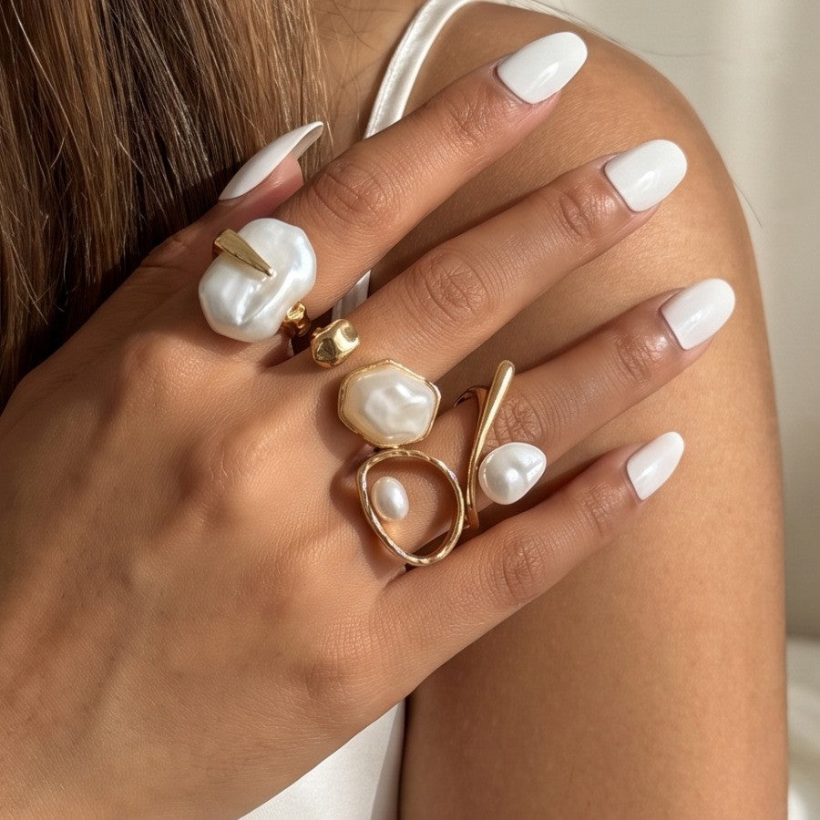 Classy Baroque Pearl Geometric Ring Set