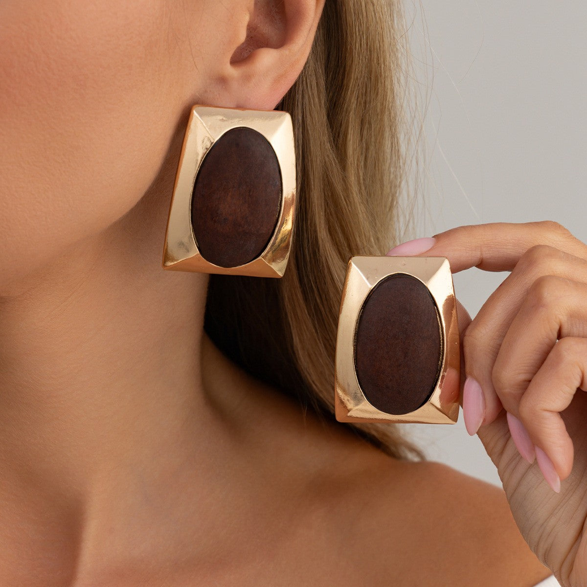 Vintage Geometric Wood Inlay Stud Earrings