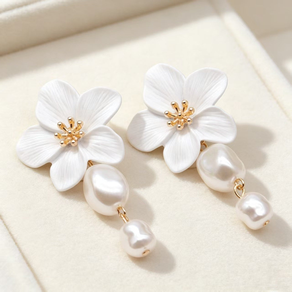 Romantic White Flower Faux Pearl Drop Earrings