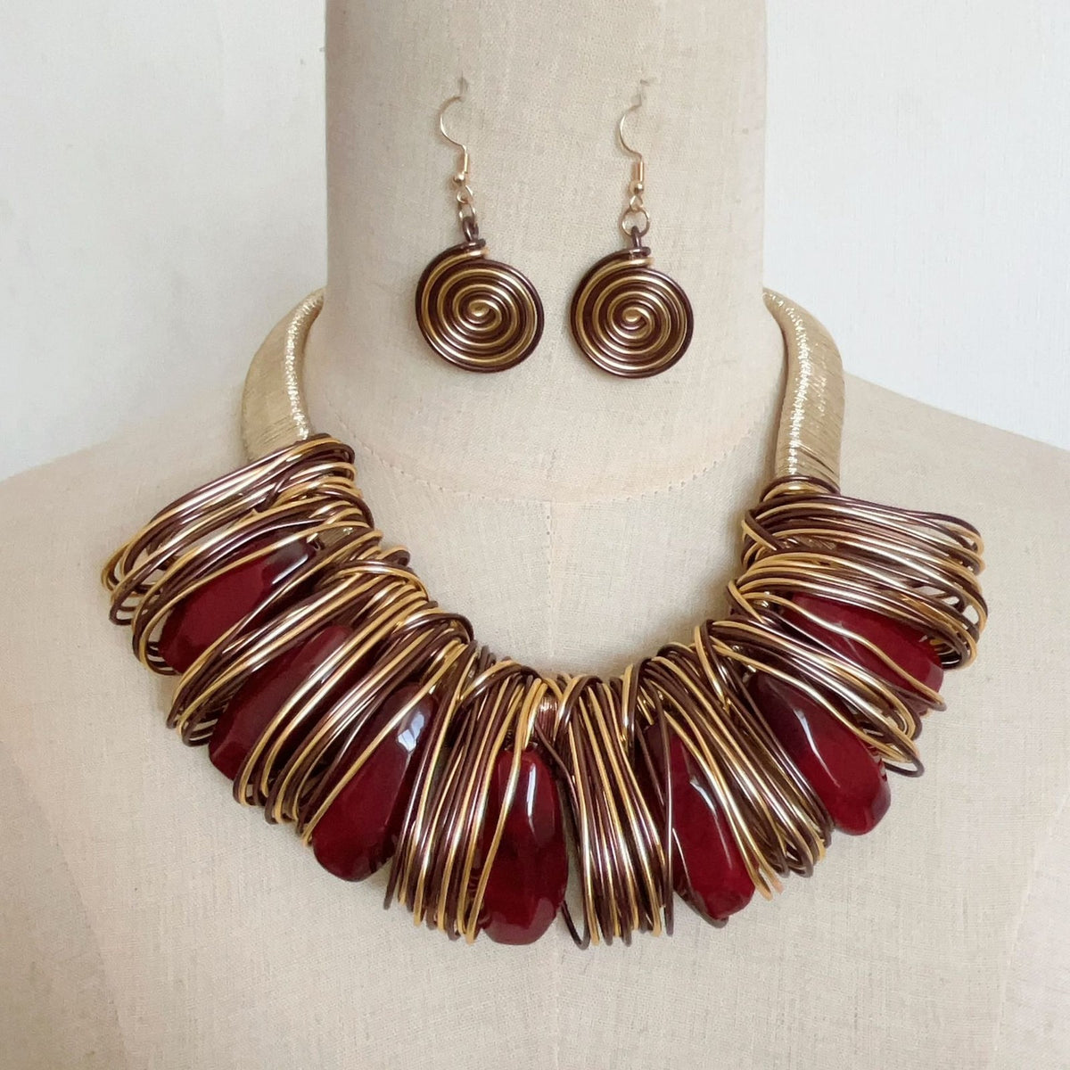 Boho Emerald Wire Collar Necklace & Earring Set
