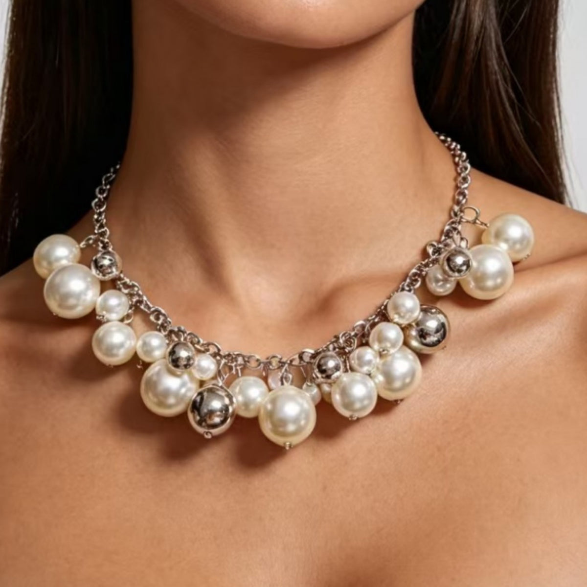 Classy Faux Pearl Geometric Collar Necklace