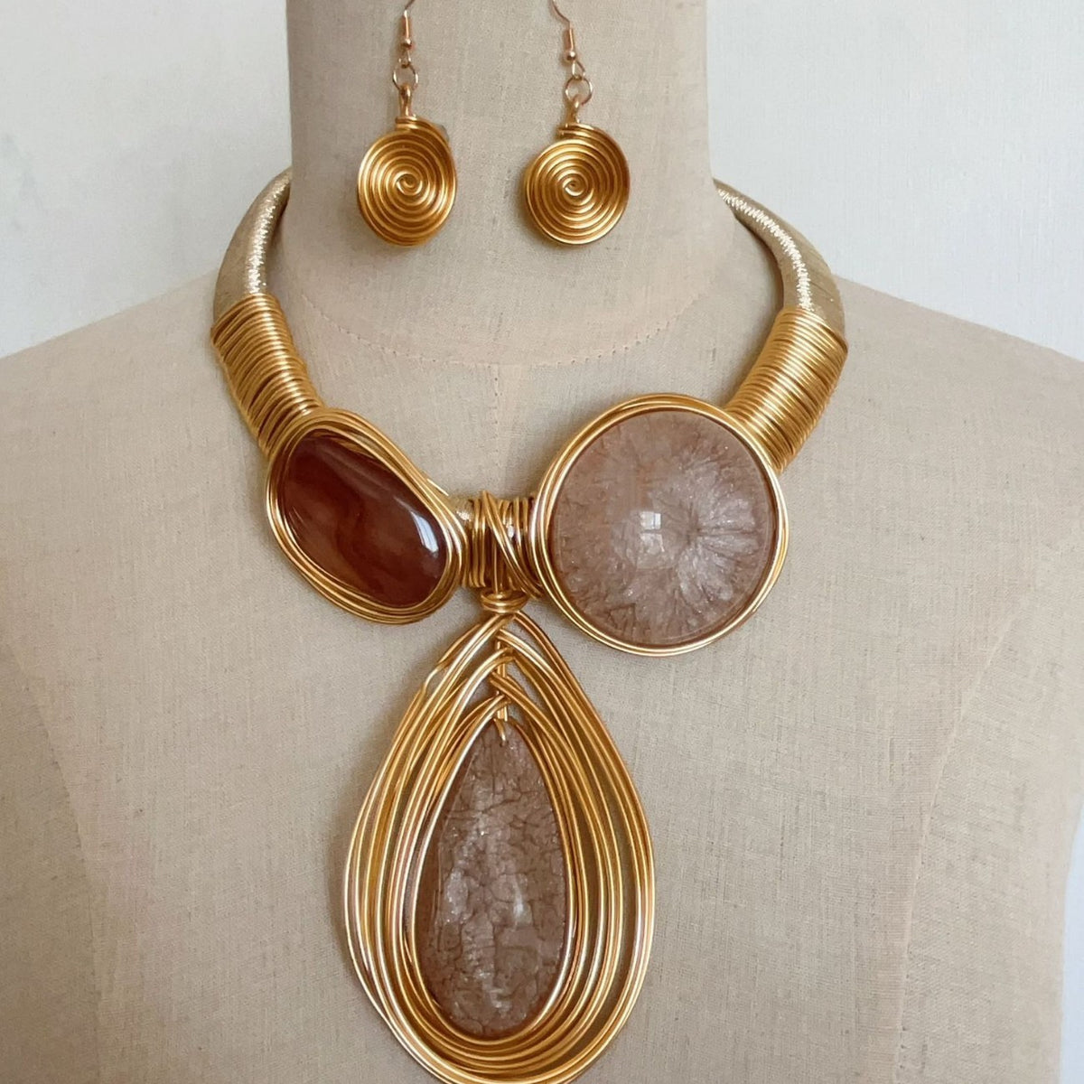 Boho Woven Resin Collar Necklace & Earring Set
