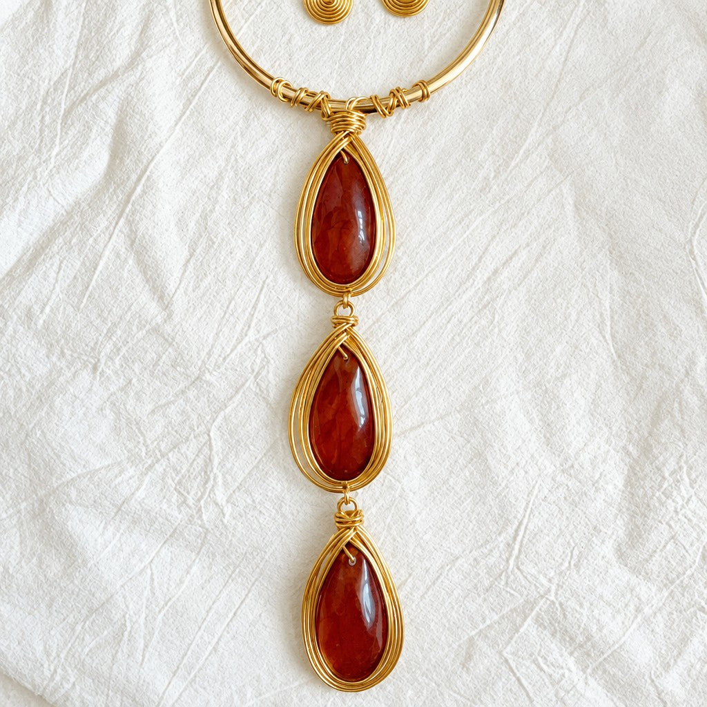 Classy Amber Teardrop Collar Necklace & Earring Set