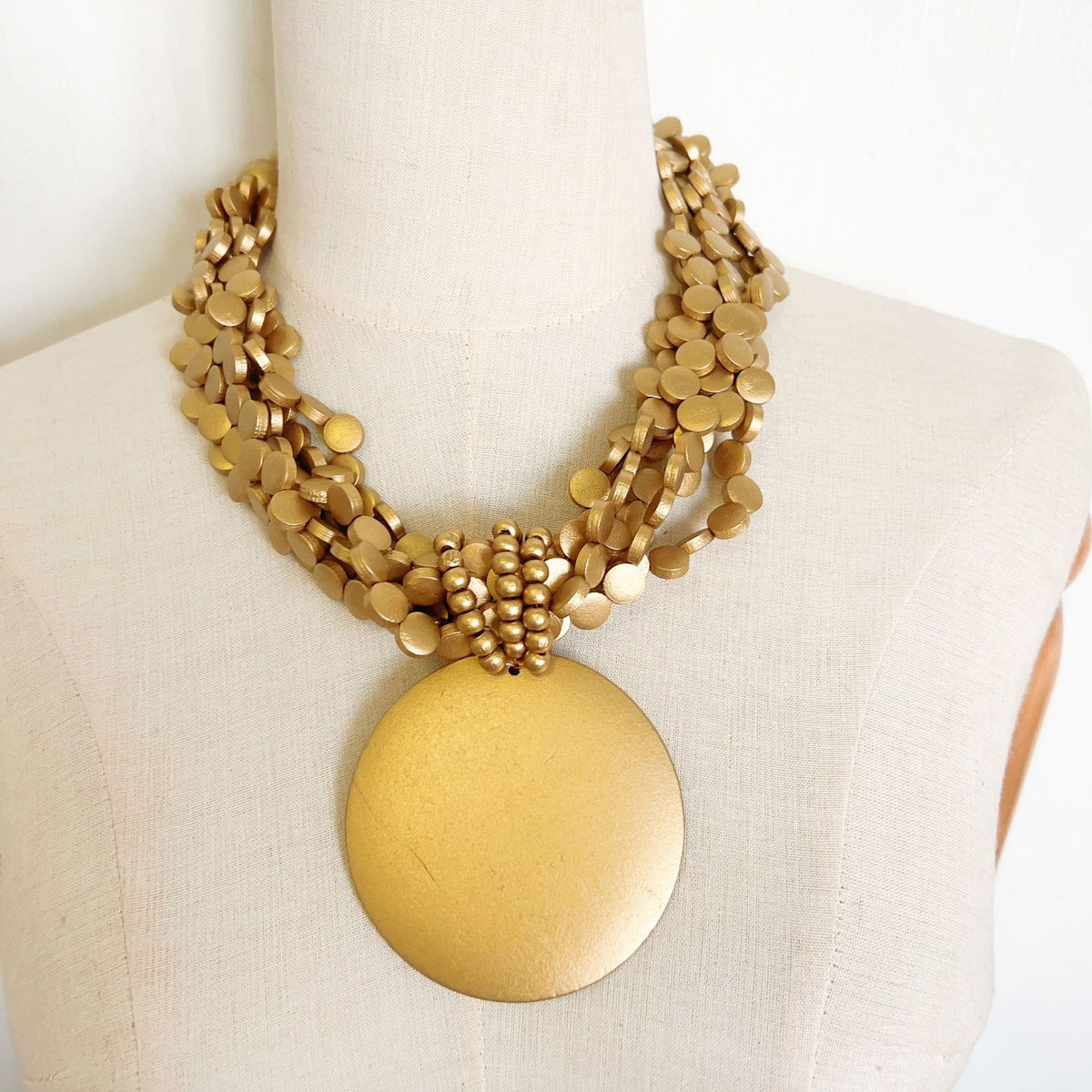 Classy Burgundy Wood Disc Collar Necklace