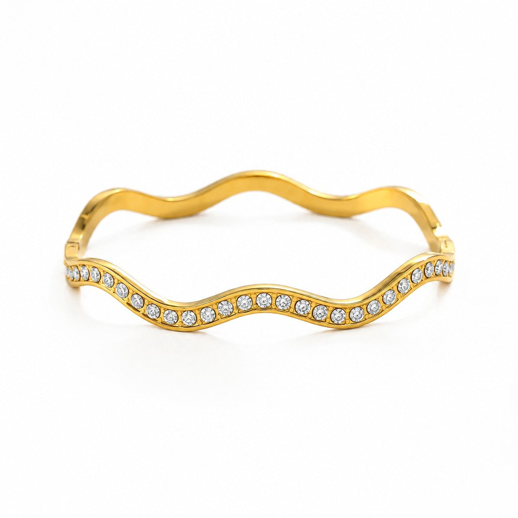 Classy Wavy Stackable Bracelet Set