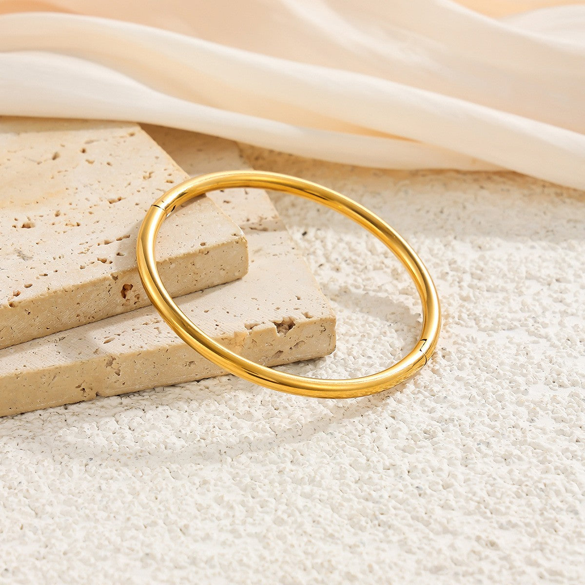 Dainty Gold Beaded Heart Bracelet Set