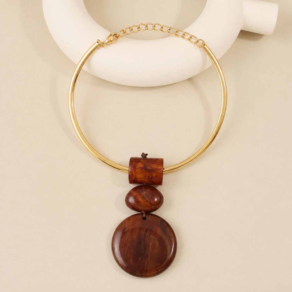 Classy Amber Geometric Collar Necklace