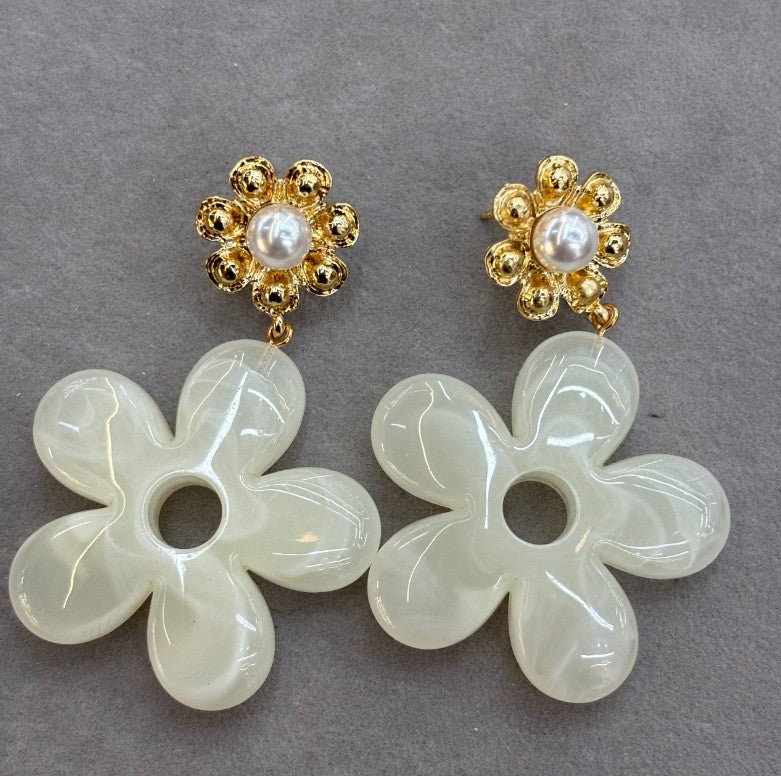 Boho Amber Acrylic Flower Drop Earrings