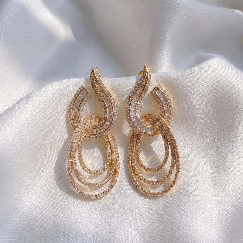 Classy Geometric Rhinestone Dangle Earrings