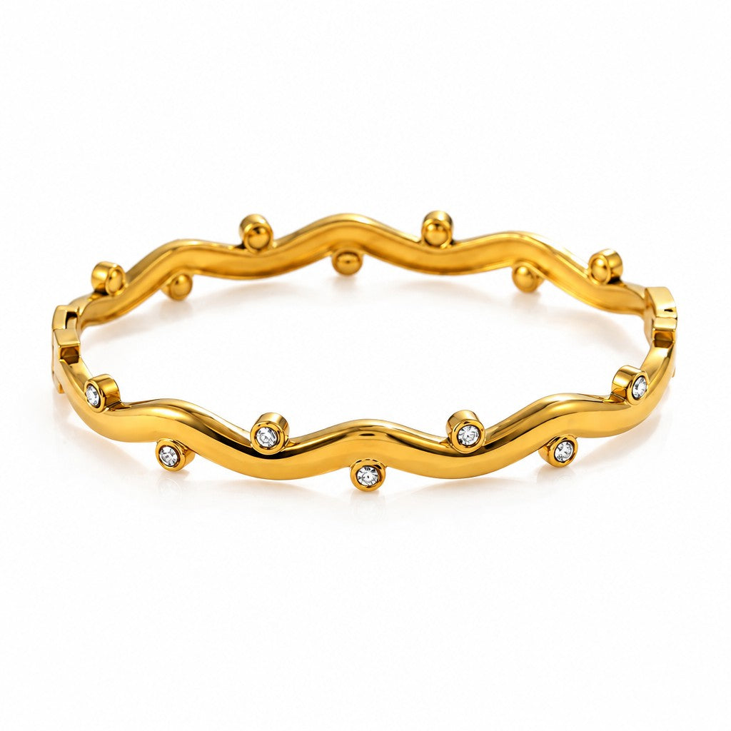 5pc Classy Wavy & Heart Bracelet Set