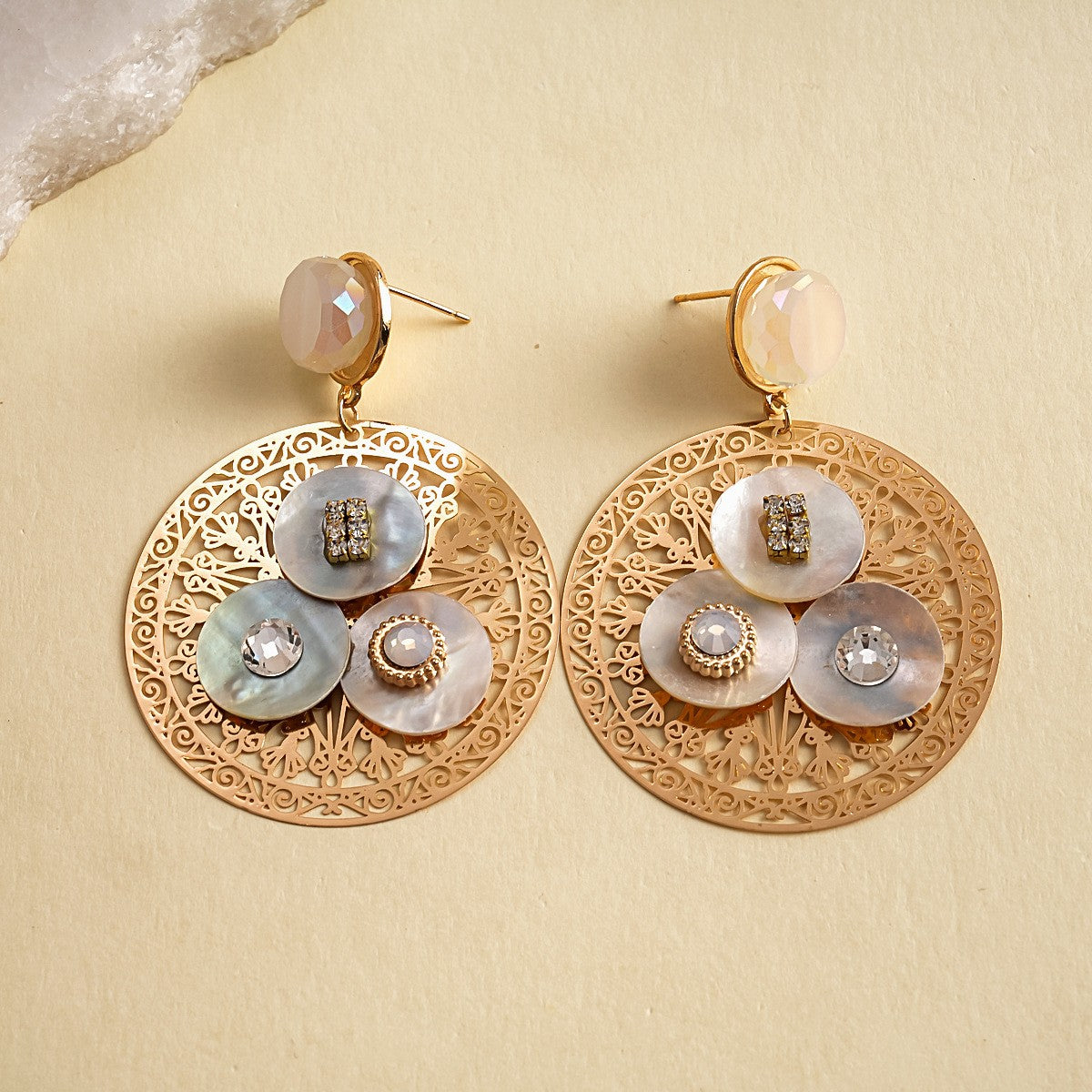 Classy Shell Filigree Rhinestone Earrings