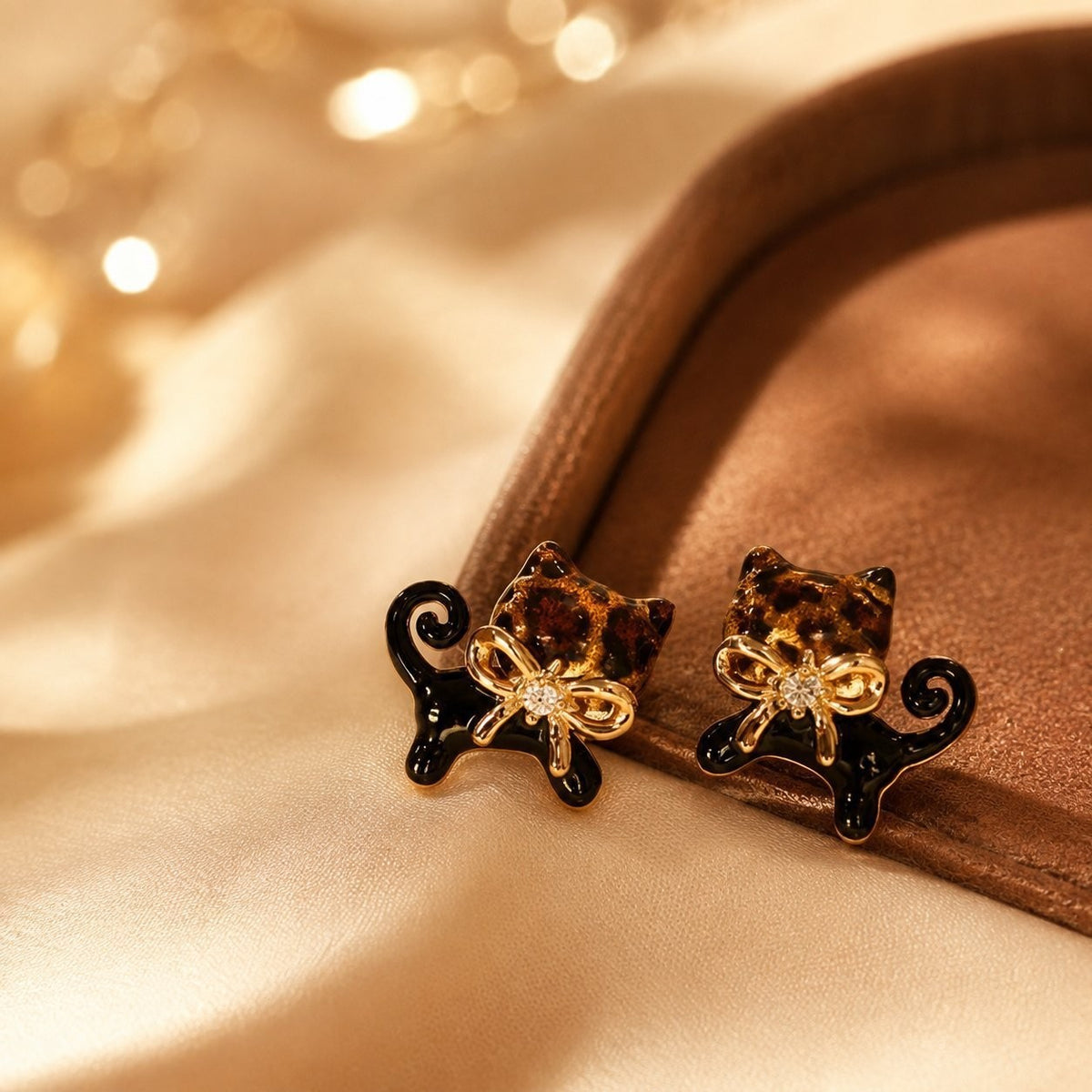 Dainty Leopard Print Cat Stud Earrings
