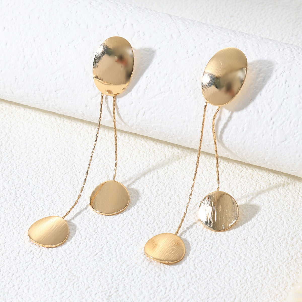Classy Geometric Disc Linear Drop Earrings
